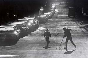 Совет Торонто разрешил играть на дорогах