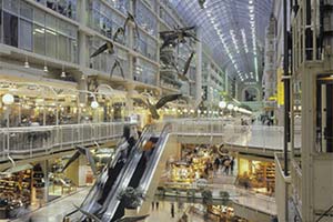 Стрельба в Eaton Centre