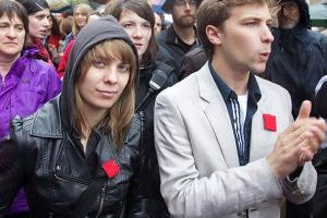 Студенты Монреаля делают татуировки в знак протеста