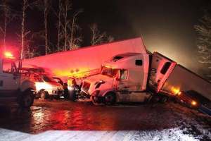 Крупная авария в BC – 29 человек в госпитале