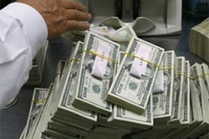 Долги канадцев продолжают расти