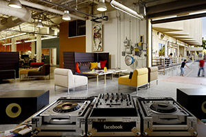 Молодой программист отказался ехать в Канаду