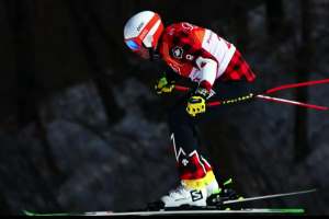 Канадцы украли машину в Корее и водили в пьяном виде