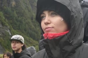 Miley Cyrus против отстрела волков