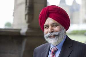 Сколько стоят домогательства члена парламента?