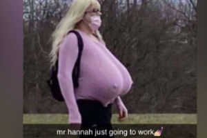 Канадский учитель сделал большую грудь