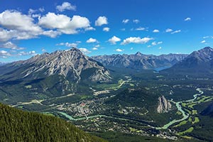 Запускается иммиграционная программа International Experience Canada