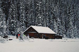 Альберта не хочет переводить время