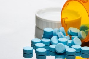 Врачи хотят снижения зарплат