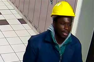 Слушания по делу, бросавшего фекалии в людей 