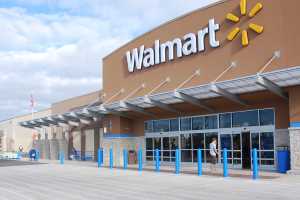 Ребёнок застрял в туалете Walmart