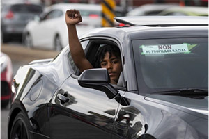 В Монреале прошел автопробег - Driving while Black