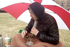 В Канаде отпраздновали день марихуаны