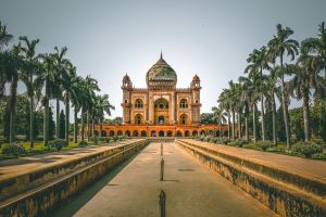 Канада, Канада, повернись к Индии передом, к Китаю задом