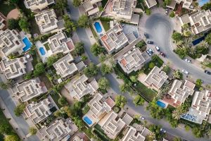 Цены на недвижимость в Торонто сократились на 3%