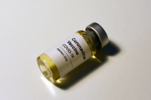 В Канаде начнут производит вакцину от COVID-19