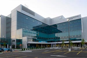 Вспышка вируса COVID-19 в госпитале Joseph Brant Hospital