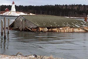 Историческое здание улетело в Канаду