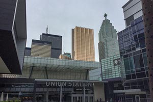 Уровень безработицы среди иммигрантов падает