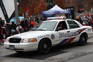 Убиты три полицейских и священник