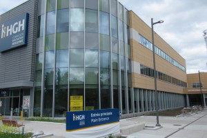 В Онтарио доктора обвиняют в нескольких убийствах