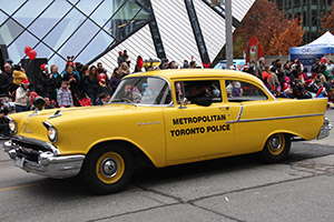 Цены на бензин упали ниже $1