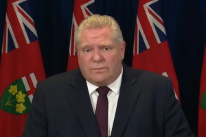 Doug Ford посетил производство масок в Vaughan