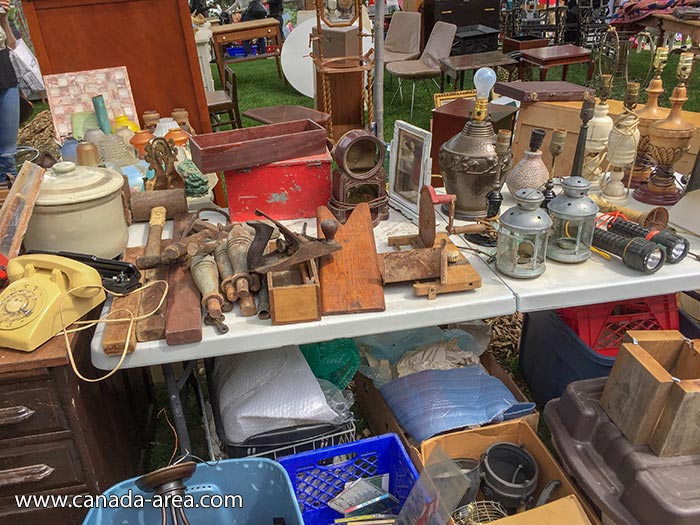 Блошиный рынок в Торонто