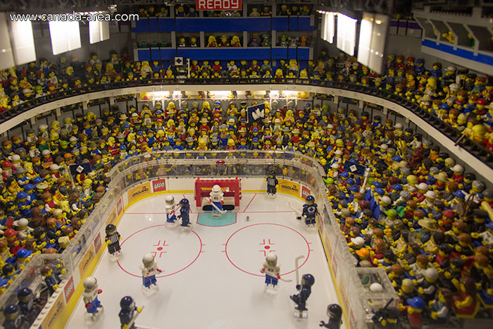 Стадион из Лего